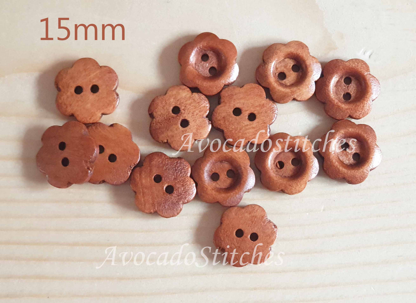 VINTAGE FLOWER BROWN 2-Hole / 15-25mm / Set of 6 buttons / Wooden Buttons / Sewing Buttons