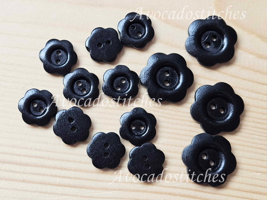 VINTAGE FLOWER 2H BLACK / 15-25mm / Wooden Buttons / Sewing Buttons