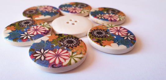 WILD FLOWERS / 30mm / Set of 6 buttons / Wooden Buttons / Sewing Buttons