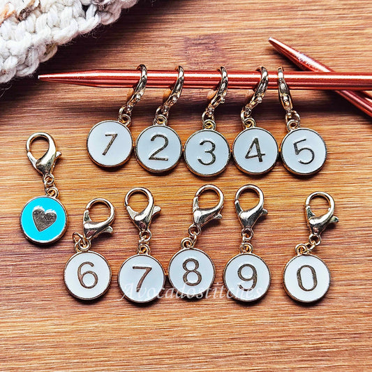 HEART & NUMBERS / Row Counter / 11pcs / Numbered Stitch Markers / Row Counter Markers / Crochet Knitting Stitch Markers / Notions