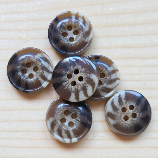 Wildcat Elegance / 4-Hole Resin Buttons / 18mm (Set of 6)