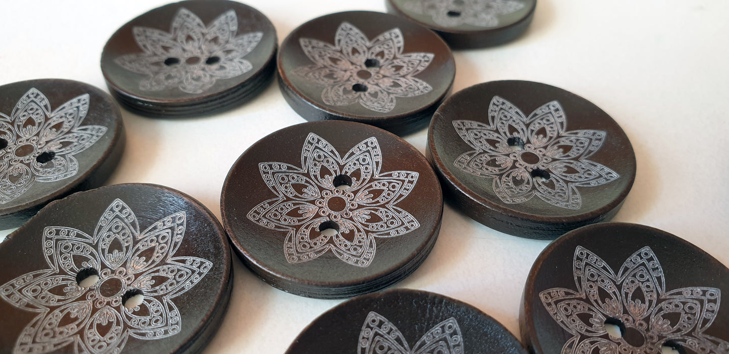 WOODEN LOTUS / 30mm / Wooden Buttons / Sewing Buttons