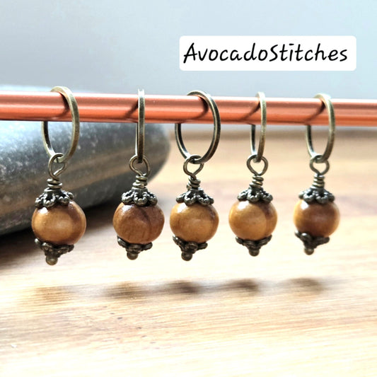 WOODEN WHISPER - 5 pieces / Knitting Crochet Stitch Markers / Notions