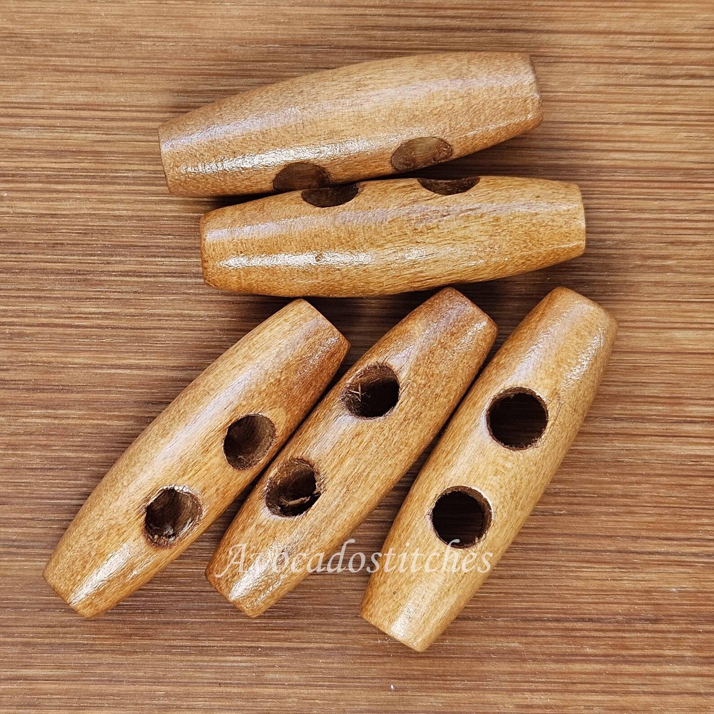 WOODEN TOGGLE Caramel Brown / 40mm / Set of 6 buttons / Wooden Toggle Buttons / Sewing Buttons