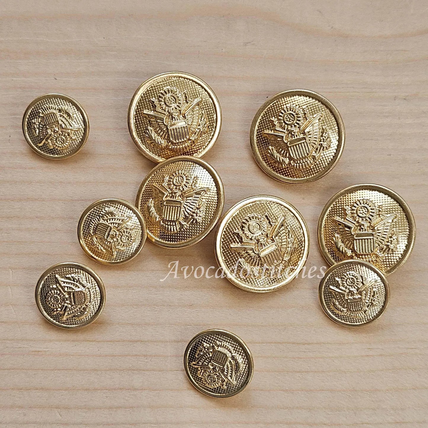 THE REGENCY Shank - Light Gold / 15-20mm / Set of 6 buttons / Metal Alloy Shank Buttons / Sewing Buttons