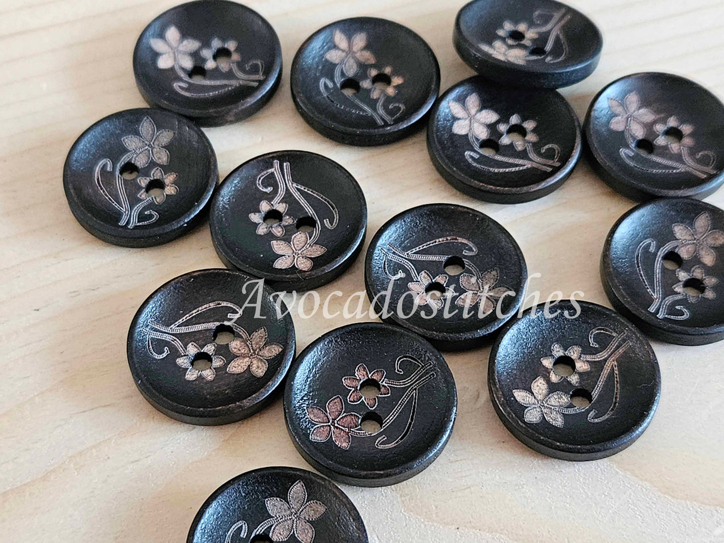 AvoDesigns MOM & ME DAISIES UMBER BROWN / 20mm - 6 buttons / Wooden Buttons / Sewing Buttons