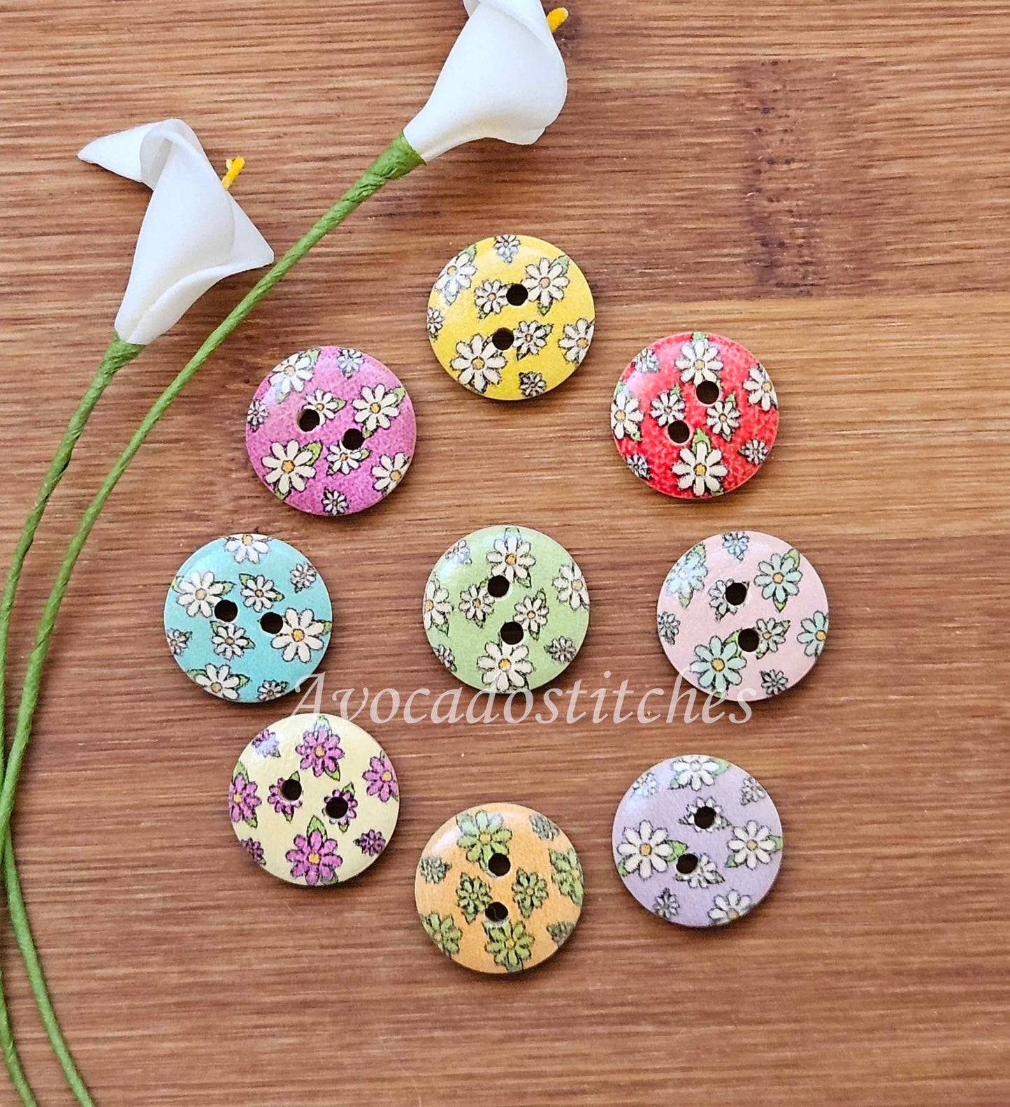 MULTIFLORALS / 15mm - 6 buttons / Wooden Buttons / Sewing Buttons