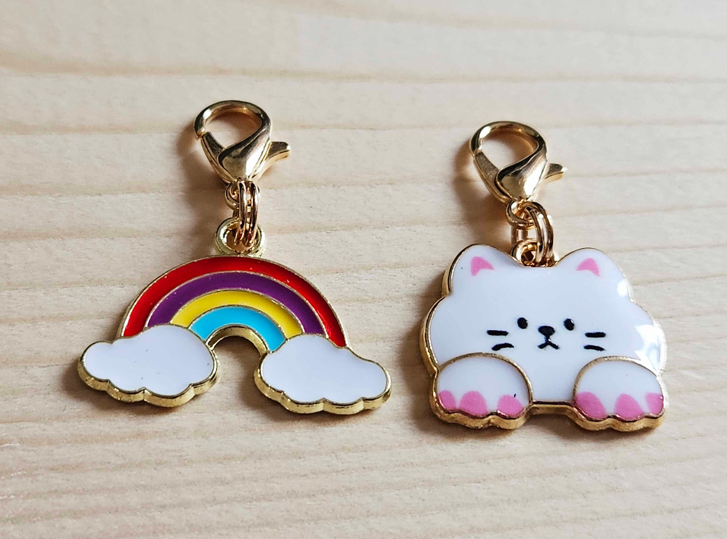 KITTEN and RAINBOW / 2pcs / Planner Charm / Journal Charm / Zipper Pull / Bookmark Charm / Planner accessories