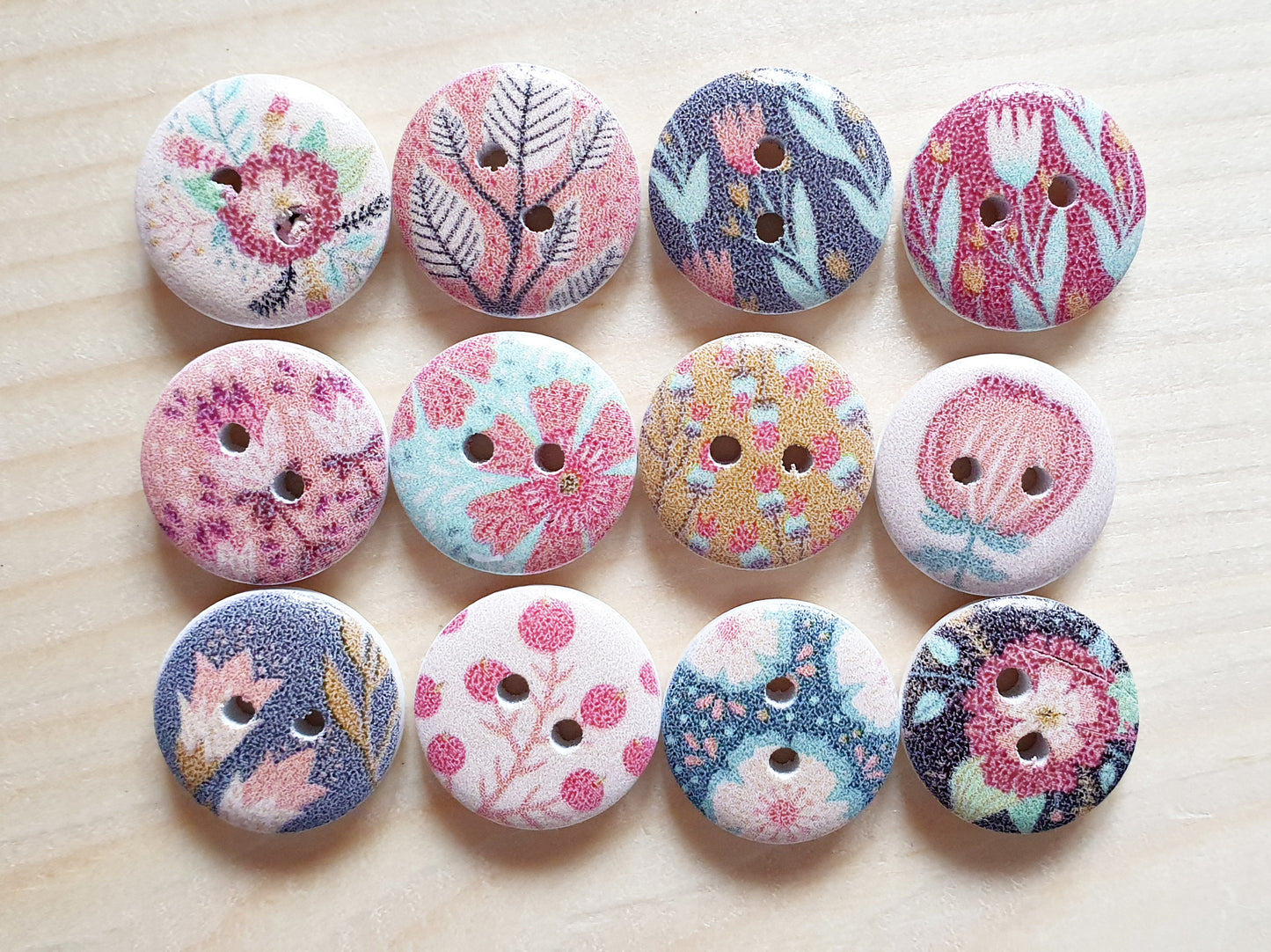 PASTEL FLOWER / 15mm / Wooden Buttons / Sewing Buttons