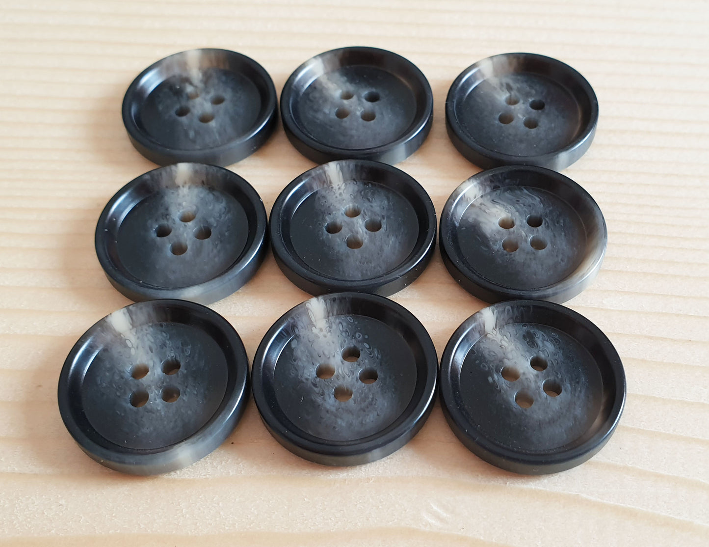 ROCKY MOUNTAIN  / 15-30 mm / Resin Buttons / Sewing Buttons