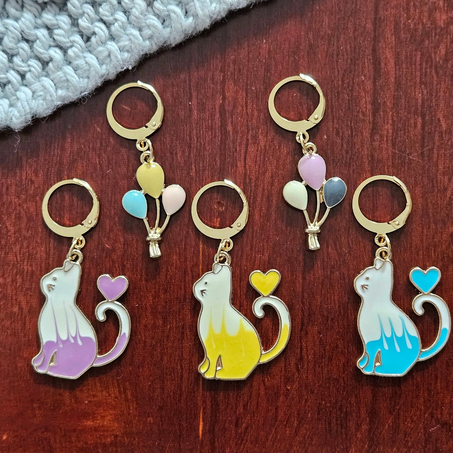 KITTENS & BALLOONS - 5 pieces / Knitting Crochet Stitch Markers / Notions