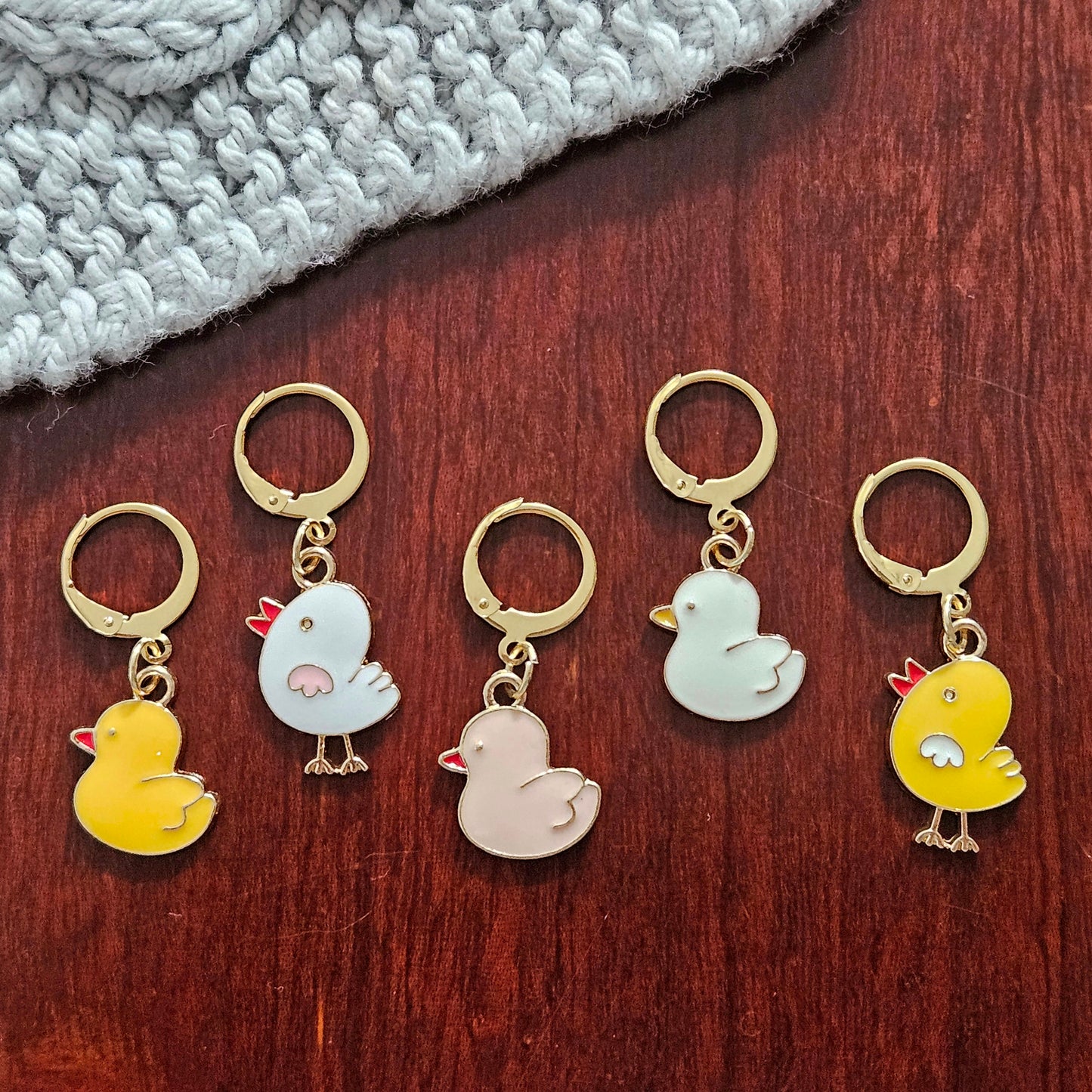 FIVE LITTLE CHICKS - 5 pieces / Knitting Crochet Stitch Markers / Notions