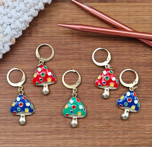 MUSHROOMS - 5 pieces / Knitting Crochet Stitch Markers / Notions