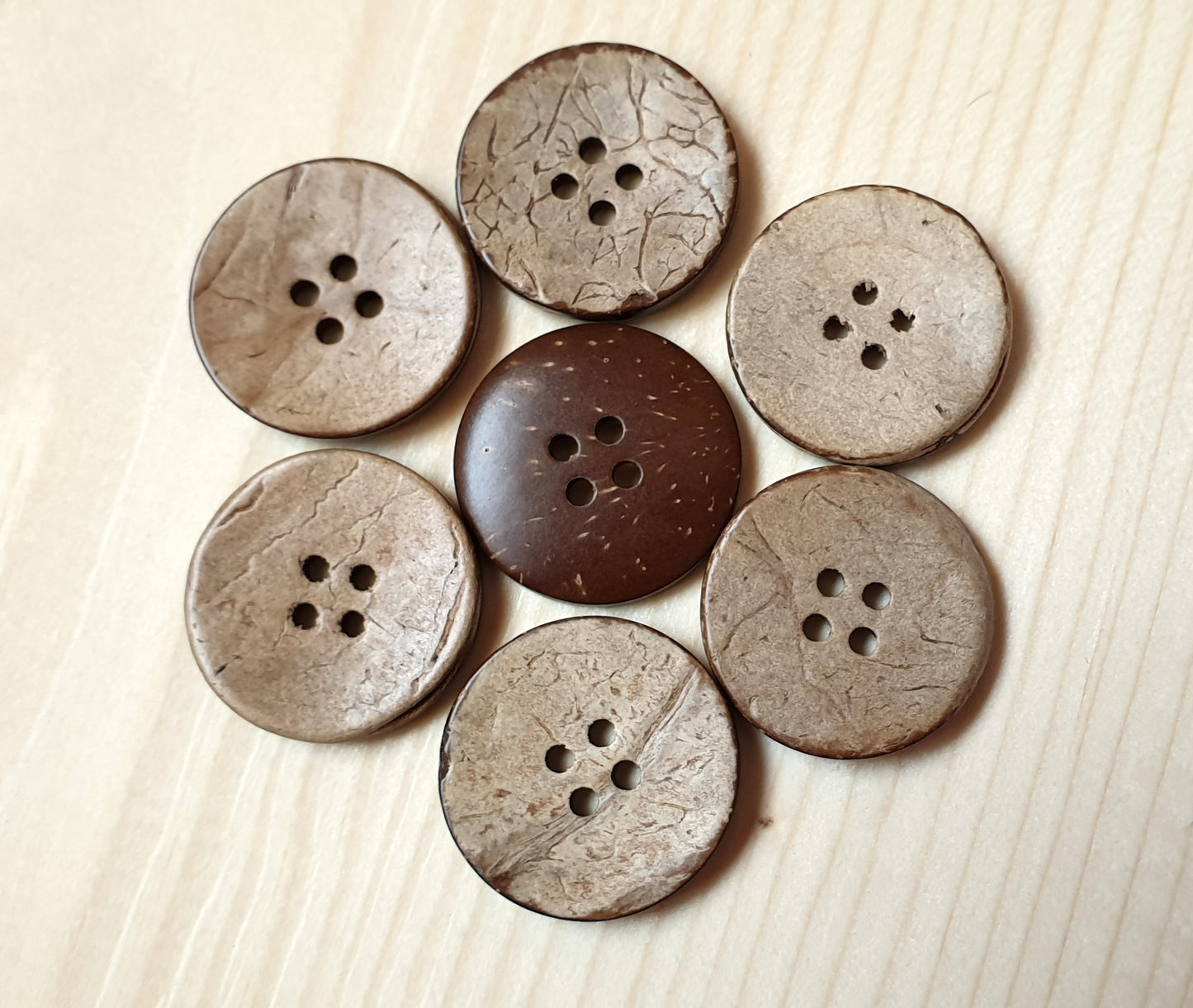 4-HOLE COCONUT BUTTONS / 20-30mm / Coconut Buttons / Sewing Buttons