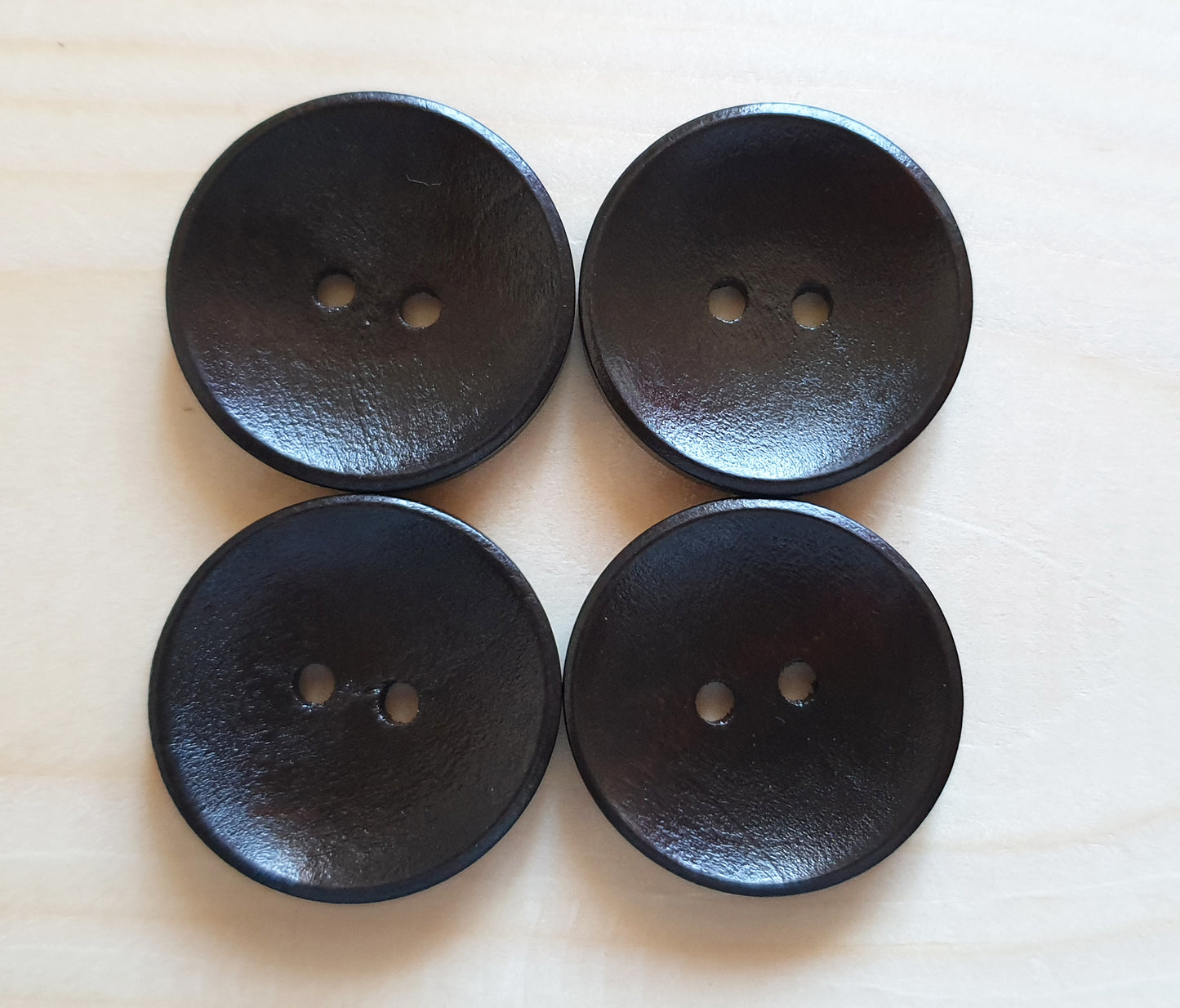 2-HOLE DARK BROWN / 10-25mm / Wooden Buttons / Sewing Buttons