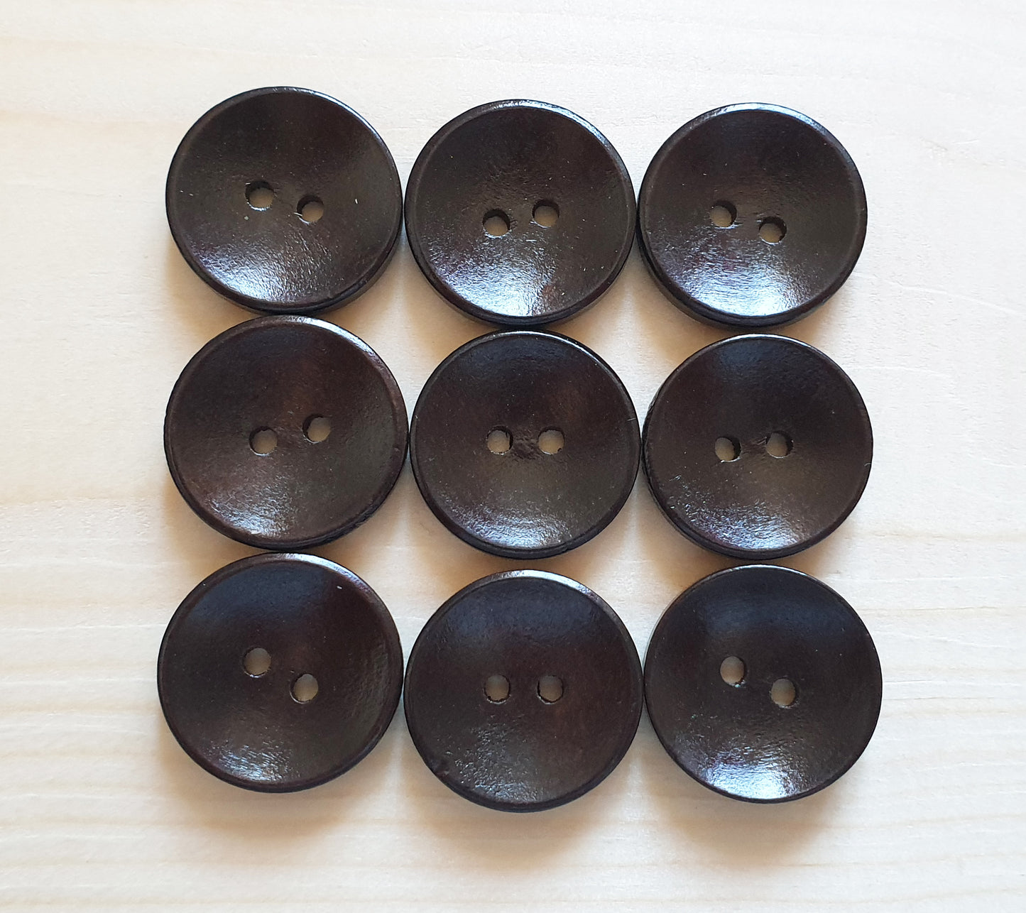 2-HOLE DARK BROWN / 10-25mm / Wooden Buttons / Sewing Buttons