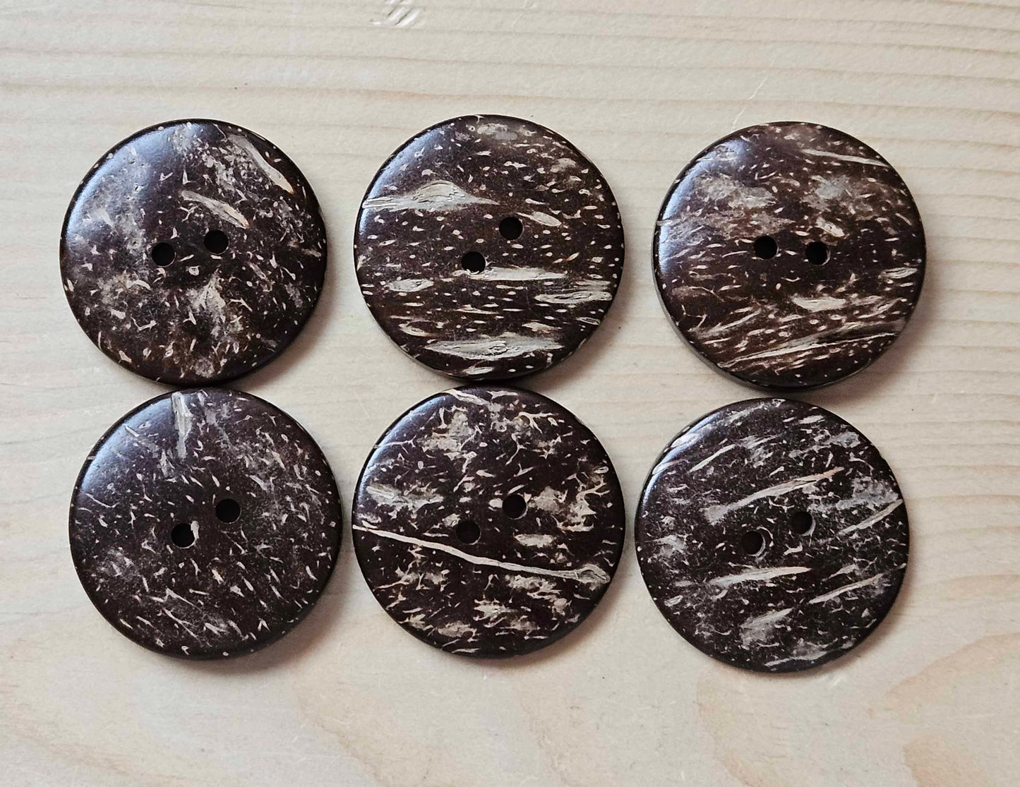 2-HOLE COCONUT BUTTONS / 13-38mm / Coconut Buttons / Sewing Buttons