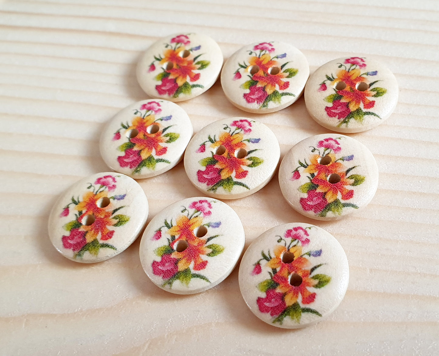 YELLOW STARFLOWERS BOUQUET / 18mm - 6 buttons / Wooden Buttons / Sewing Buttons