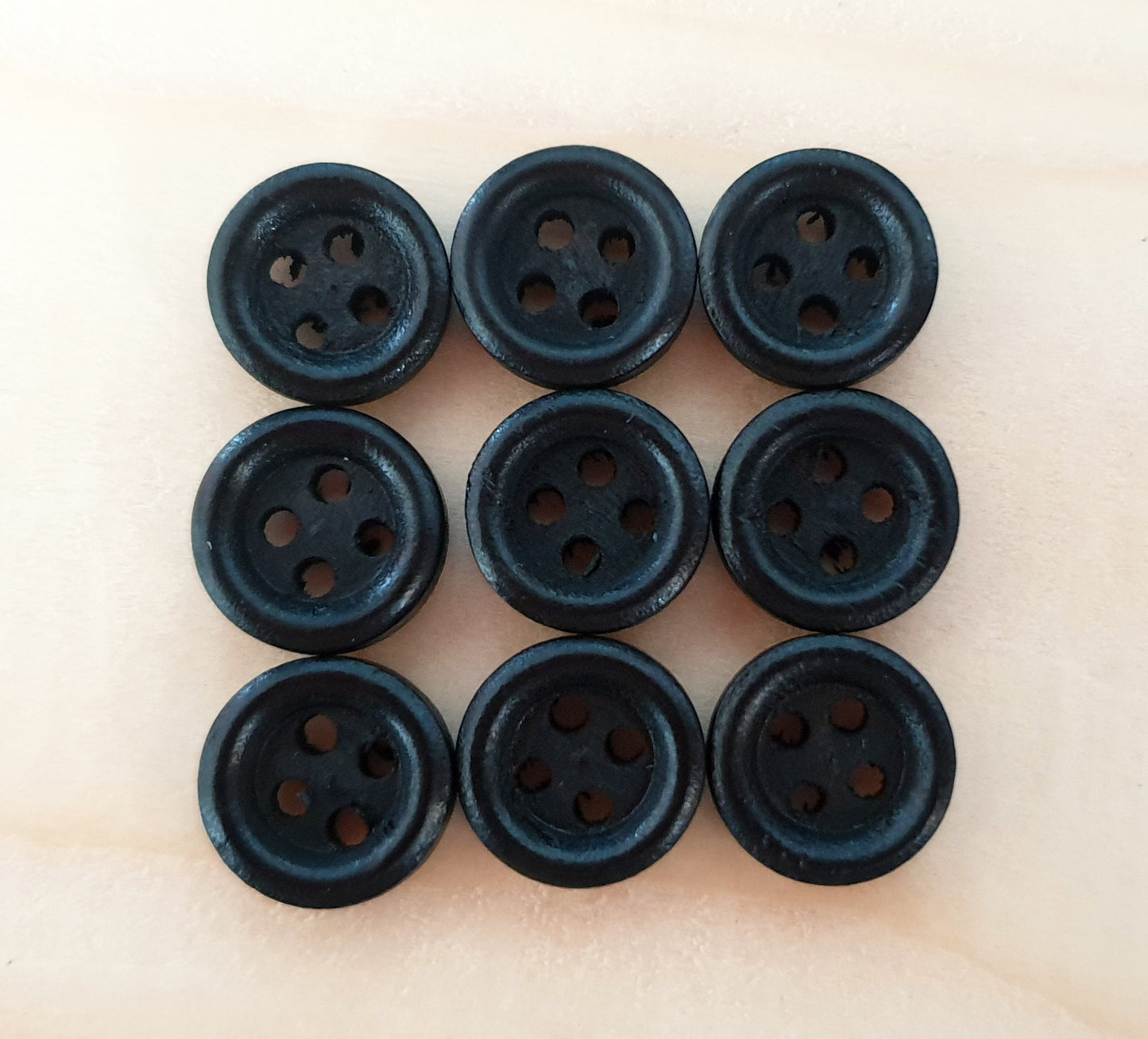 4-HOLE BLACK / 10-25mm / Wooden Buttons / Sewing Buttons