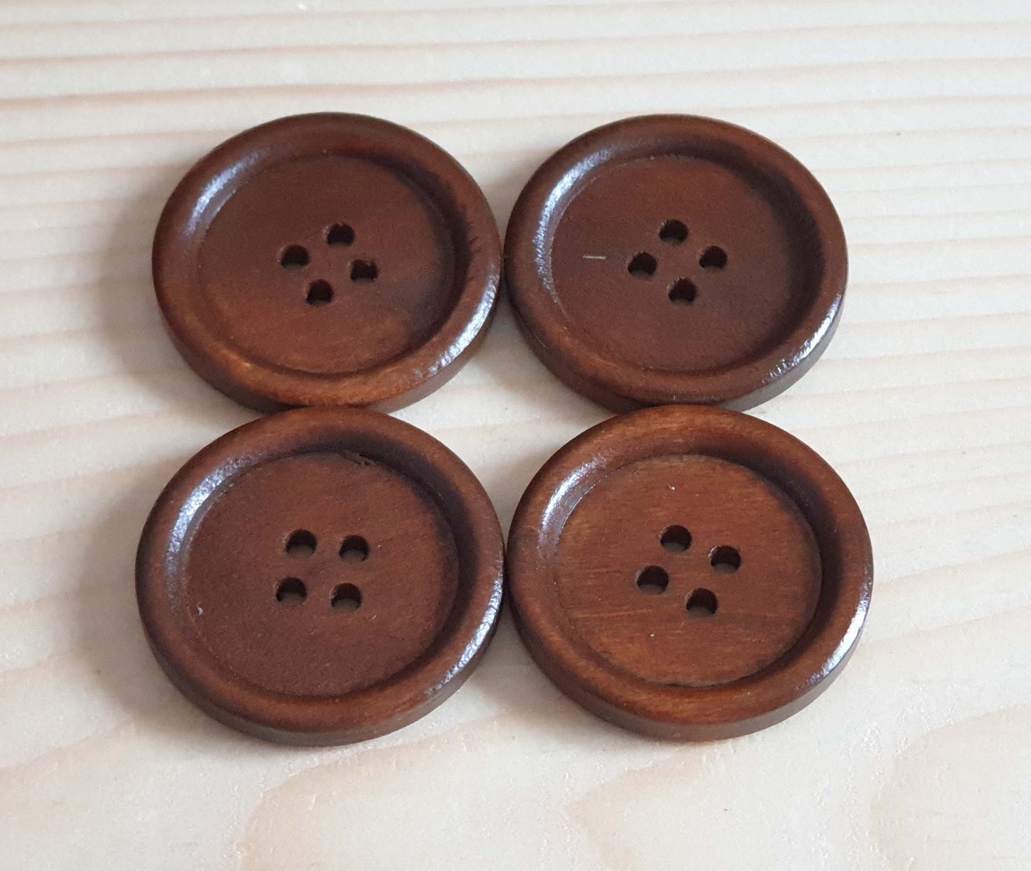 4-HOLE WALNUT BROWN / 30mm 35mm / Set of 6 buttons / Wooden Buttons / Sewing Buttons