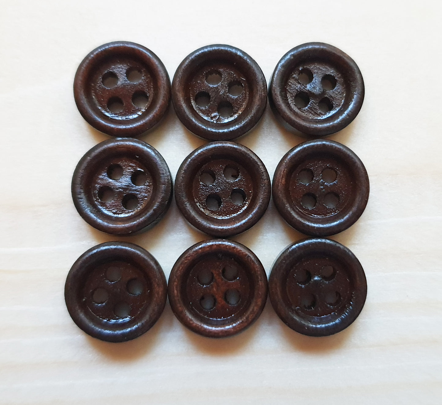 4-HOLE DARK BROWN / 10-25mm / Set of 10 buttons / Wooden Buttons / Sewing Buttons