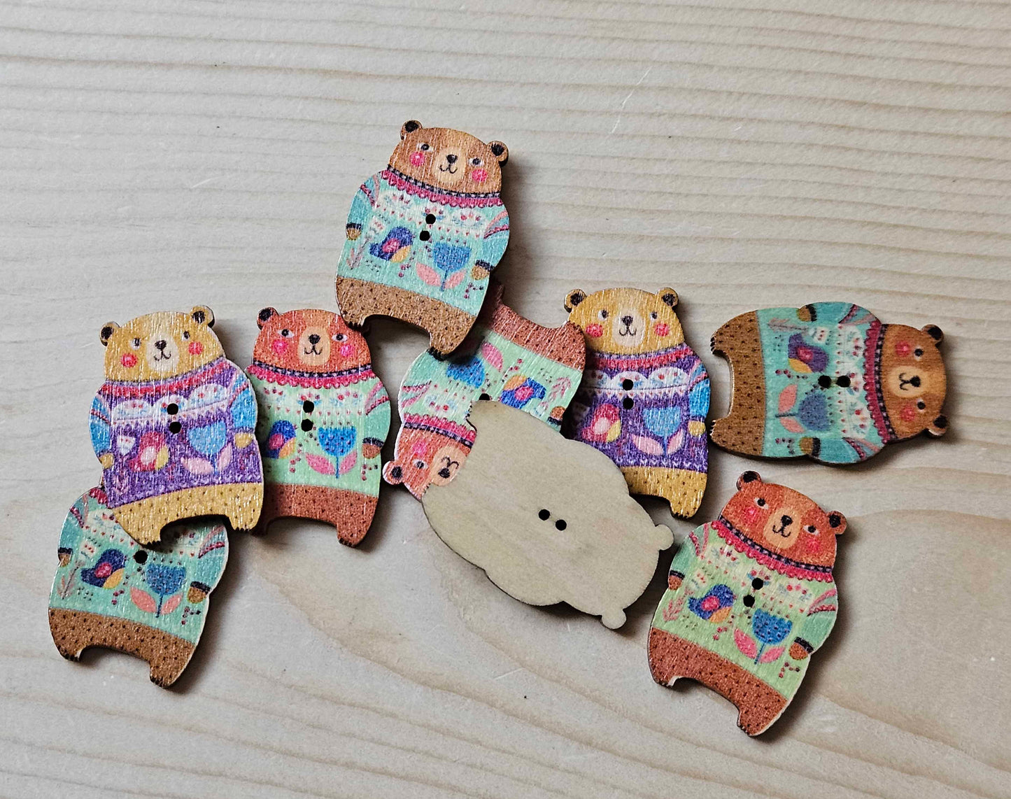 ARTISTIC BEAR / 22*25mm / Wooden Buttons / Sewing Buttons