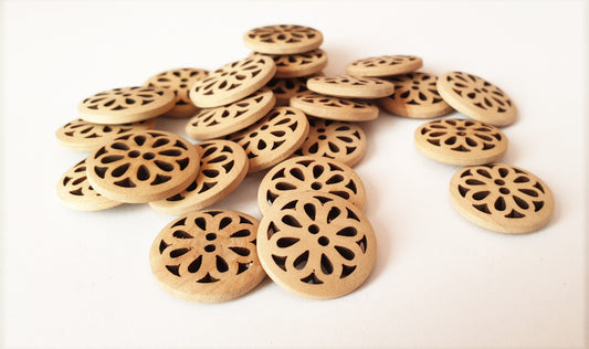 AVENS / 20mm - 6 buttons / Unvarnished Wooden Filigree Buttons / Sewing Buttons