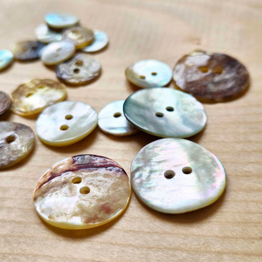 AKOYA 2-Hole Buttons — Natural MOP Shell Sewing Buttons 10-20mm (Set of 6)