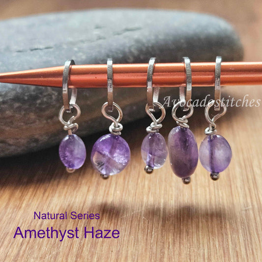 AMETHYST HAZE (Natural Stone & Stainless Steel) – Set of 5 Stitch Markers / Knitting Crochet Notions