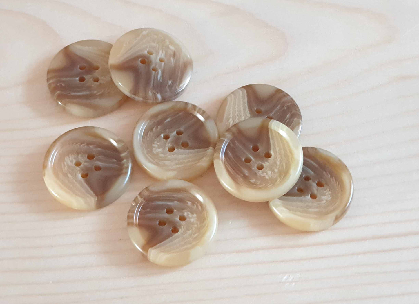 ANCIENT WOOD / 28mm / Resin Buttons / Sewing Buttons