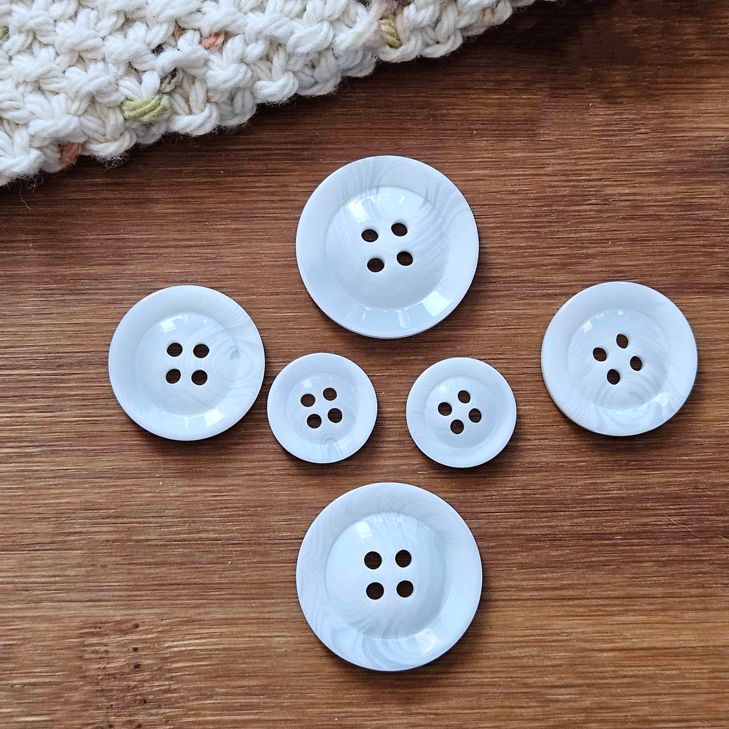 ARCTIC MARBLE / 4-Hole Resin Buttons / 15mm 21mm 25mm (Set of 6)