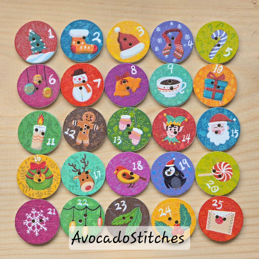 AVENT BUTTONS / 25 Holiday Count Down buttons / Wooden Buttons / Sewing Buttons