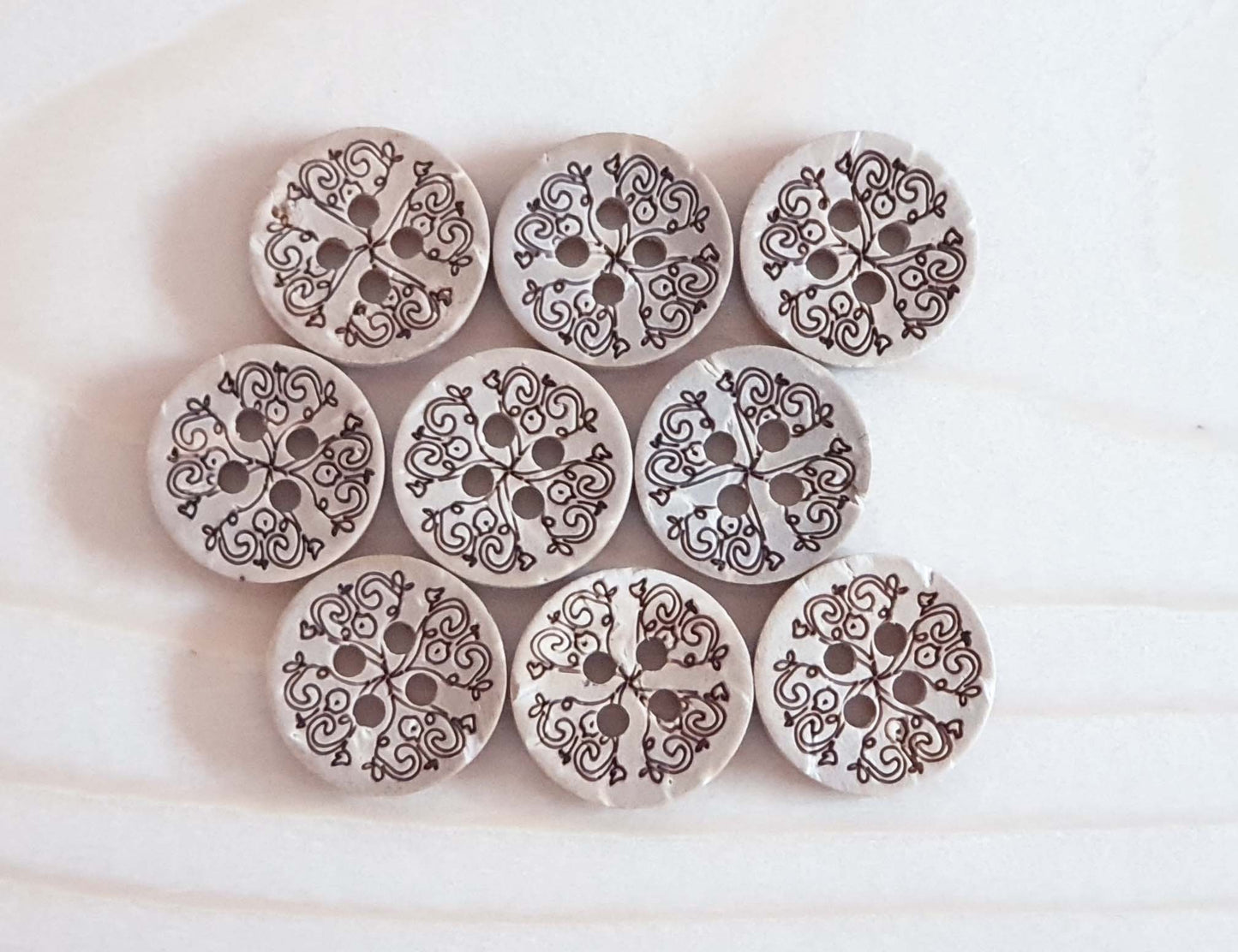 COCO BOHO / 13mm / Set of 8 buttons / Coconut Buttons / Sewing Buttons