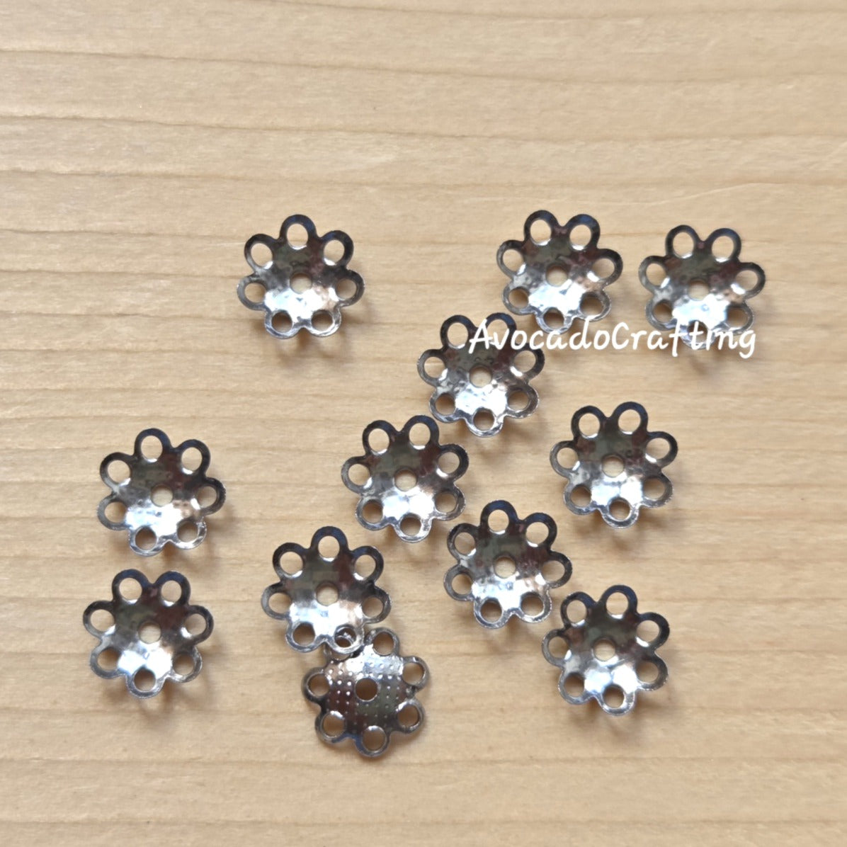Multi-petal Flower Bead Caps / Stainless Steel / 20 pieces / 7mm / Silver / Jewelry Making