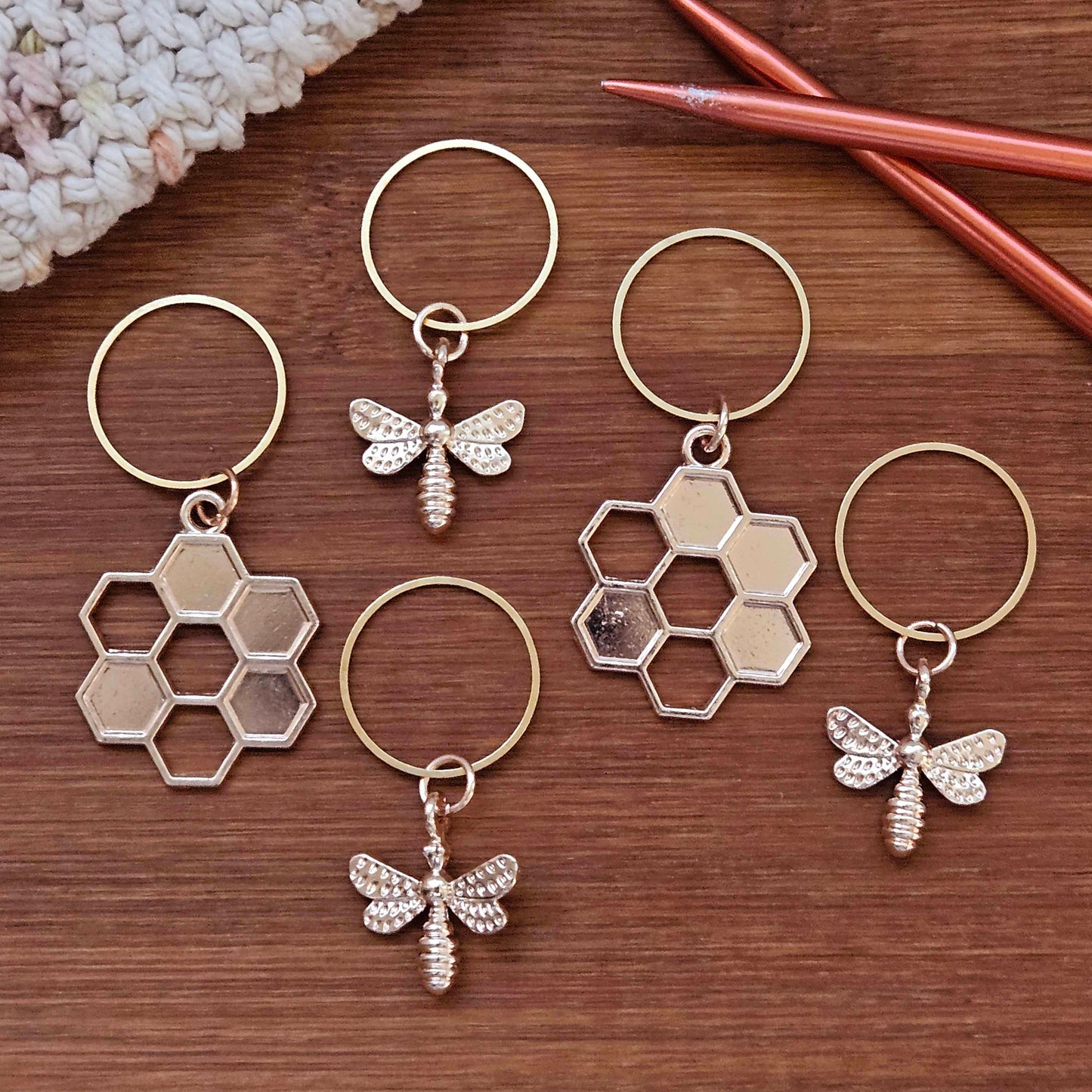 BEE & BEE HIVES - 5 pieces / Knitting Crochet Stitch Markers / Notions