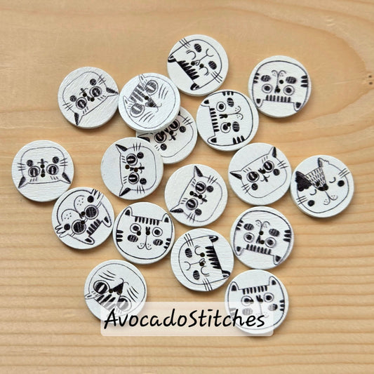 BLACK & WHITE CAT / 20-25mm - 8 buttons / Wooden Buttons / Sewing Buttons
