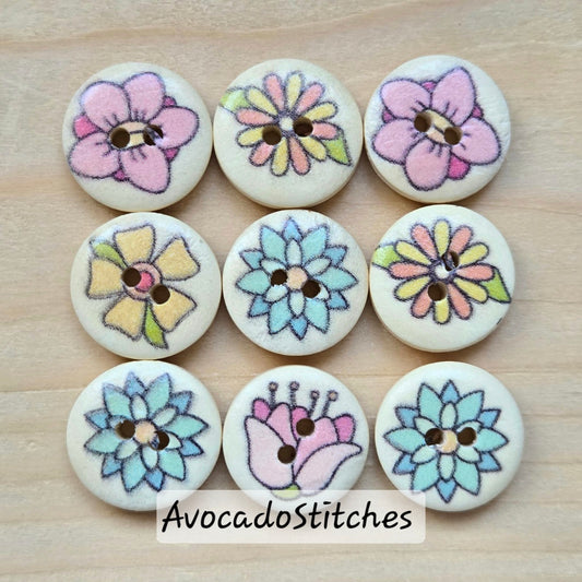 BLUSHWOOD BLOSSOMS / 15mm - 8 buttons / Wooden Buttons / Sewing Buttons