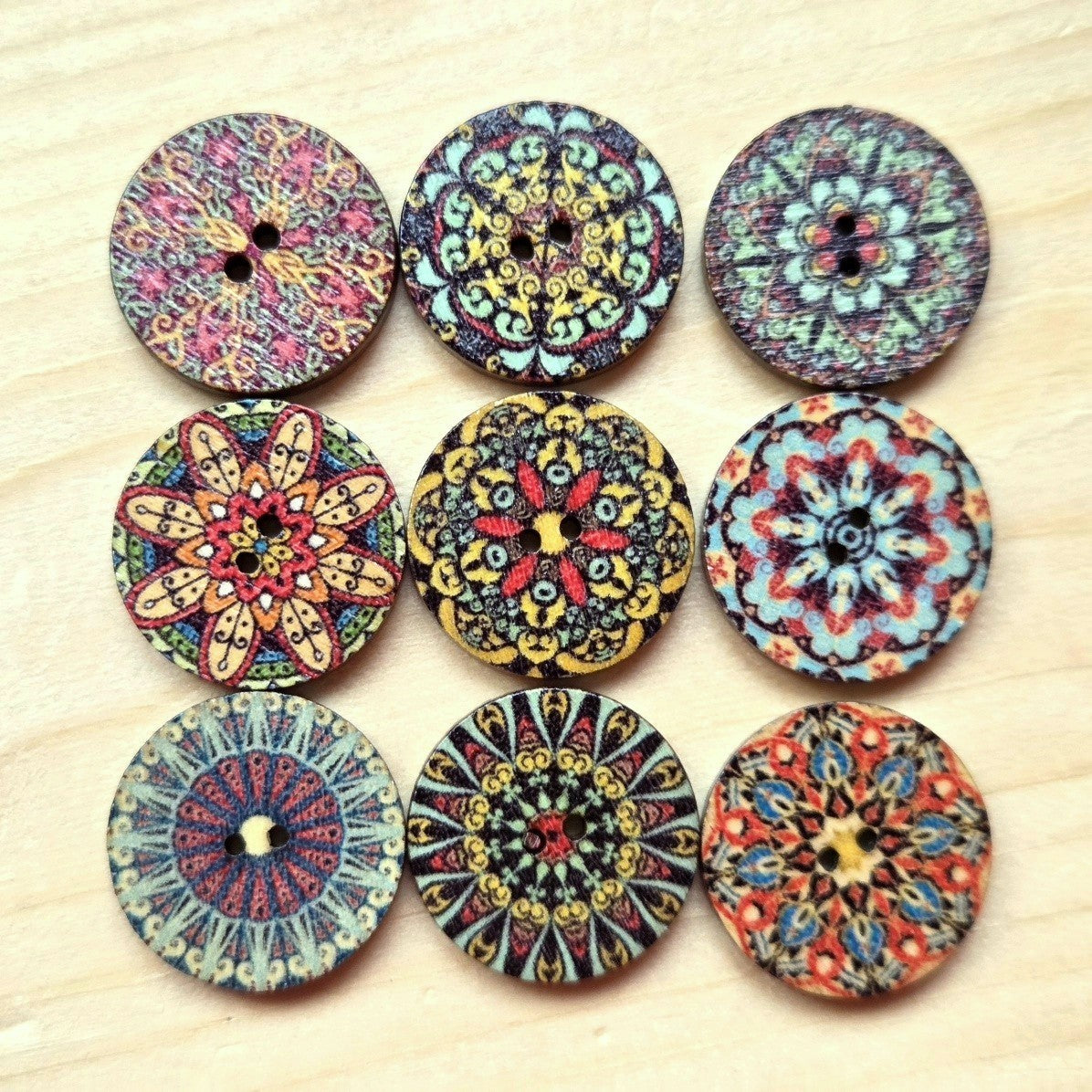 Bohemian Mandala / Wooden Buttons / 15-25mm (Set of 8)