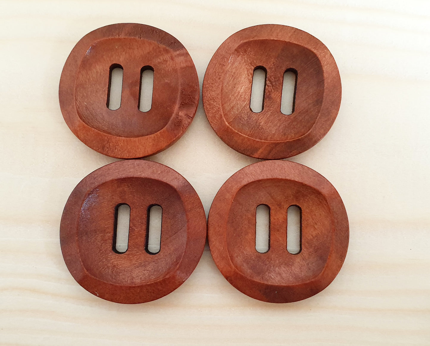 Clearance // BUCKLE / Brown 4-Hole Wooden Buttons / 30mm (Set of 6)