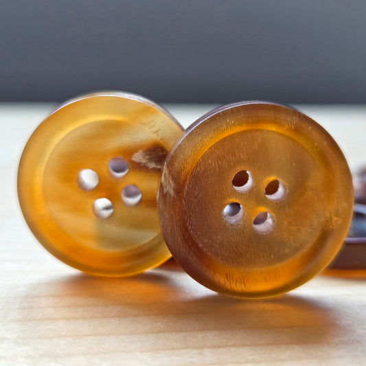 BUFFALO HORN CLASSIC / Light Brown Buffalo Horn Buttons / 15-20mm (Set of 4)