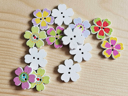 CARTOON FLOWERS / 20*20mm / Wooden Buttons / Sewing Buttons