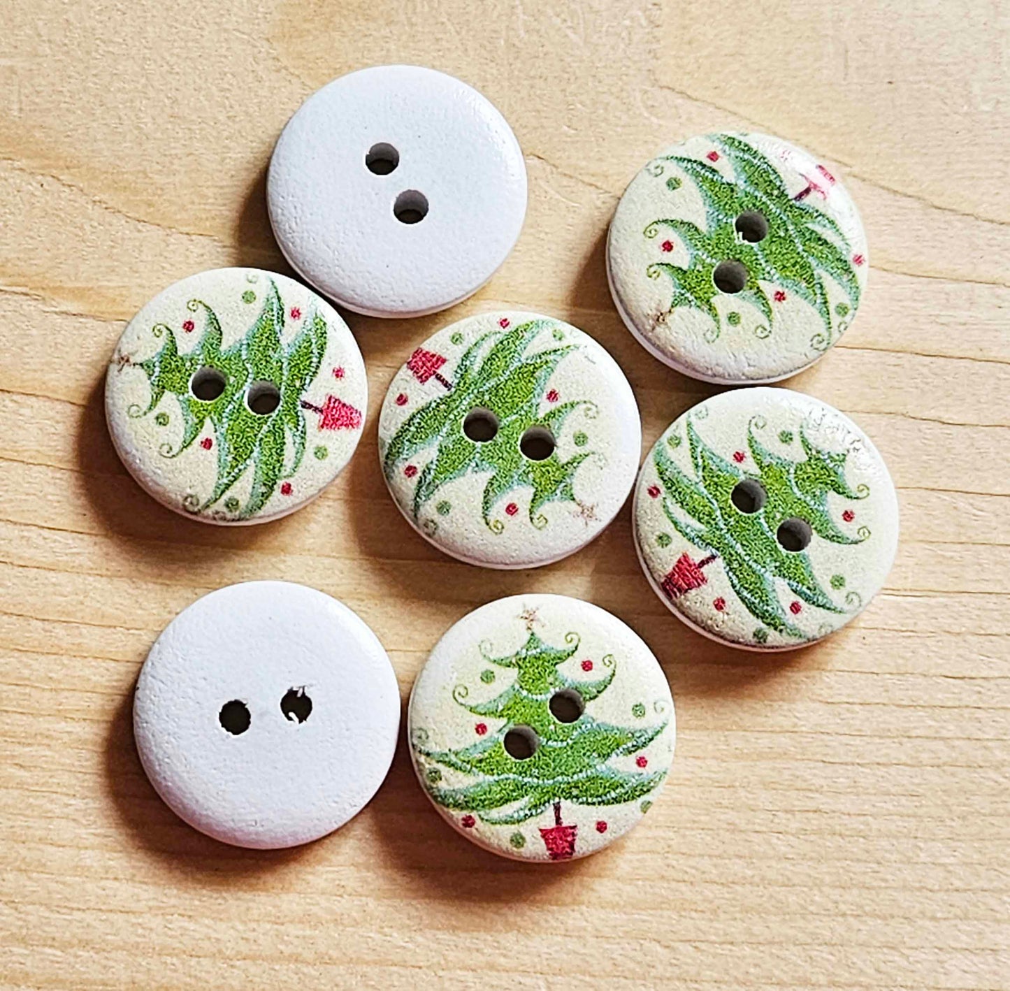 CHRISTMAS TREE / 20mm - 6 buttons / Wooden Buttons / Sewing Buttons