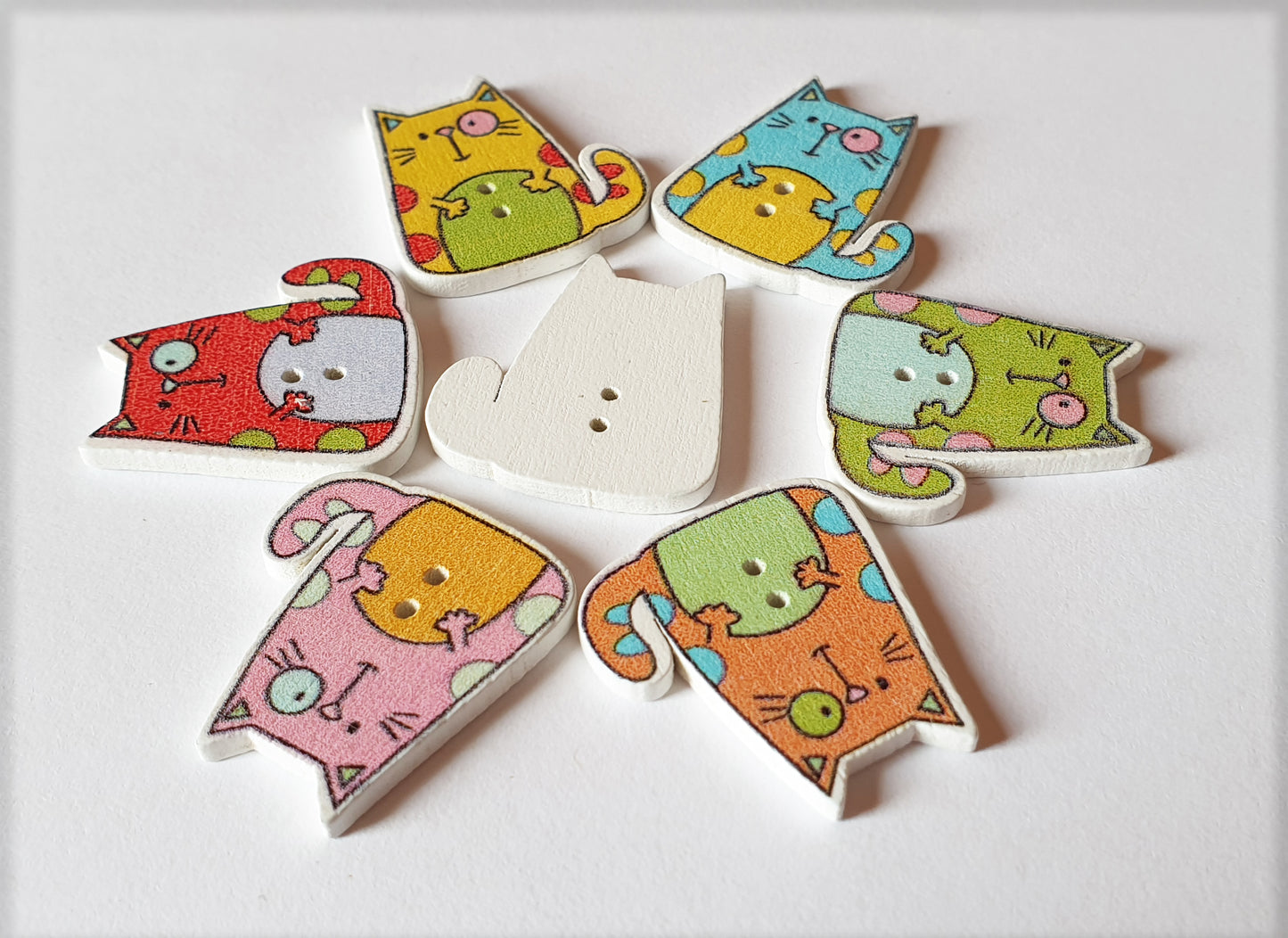 CHUBBY CAT / 25*23mm / Wooden Buttons / Sewing Buttons