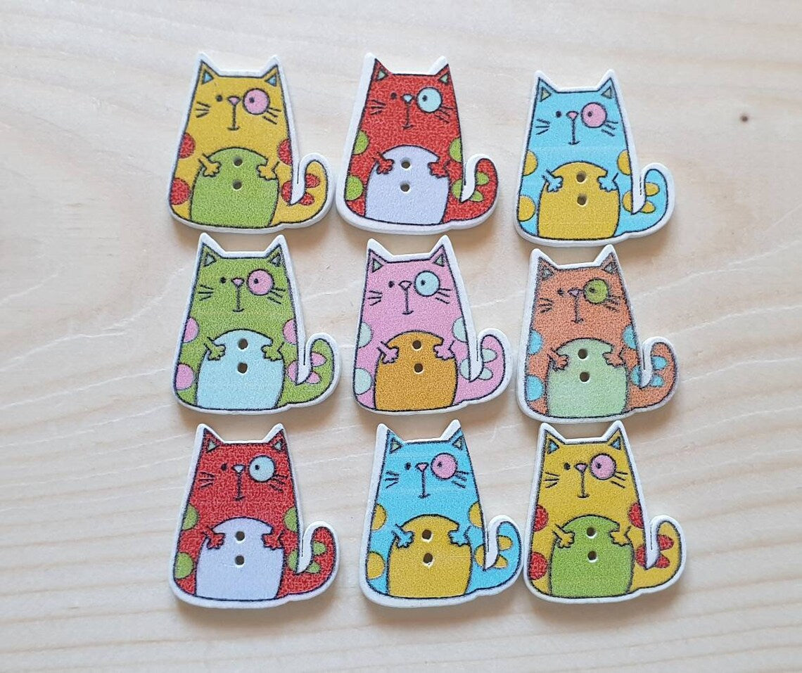 Clearance // Chubby Cat / Wooden Buttons (Set of 8)