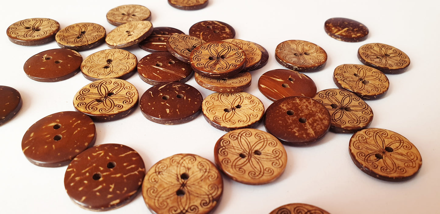 COCO CLEMATIS / 12.5-20mm / Coconut Buttons / Sewing Buttons