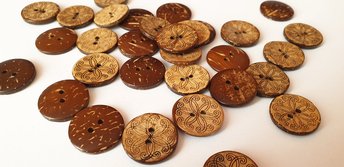 COCO CLEMATIS / 12.5-20mm / Coconut Buttons / Sewing Buttons