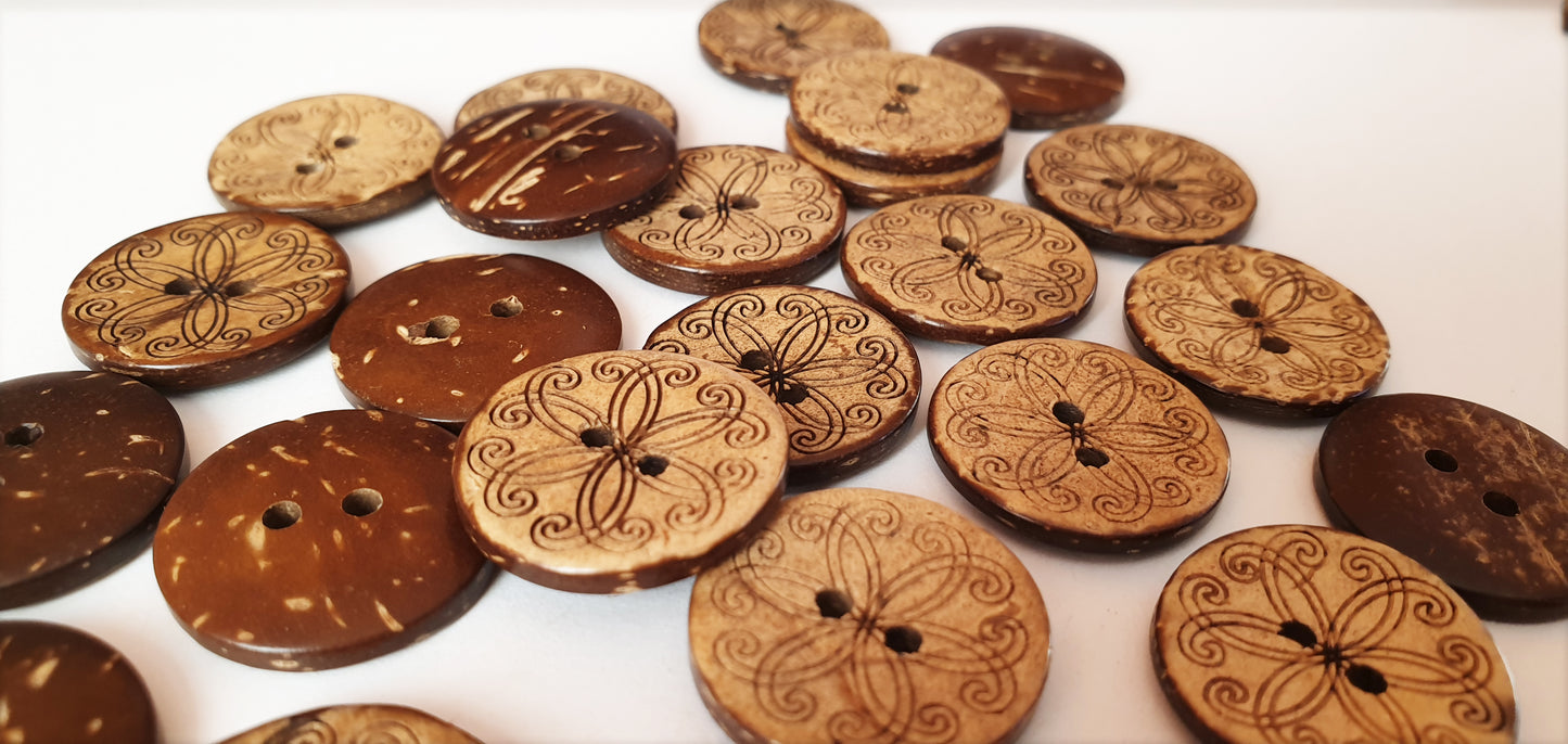 COCO CLEMATIS / 12.5-20mm / Coconut Buttons / Sewing Buttons