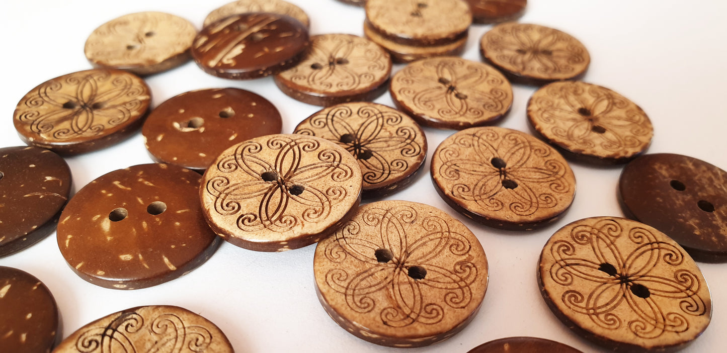 COCO CLEMATIS / 12.5-20mm / Coconut Buttons / Sewing Buttons