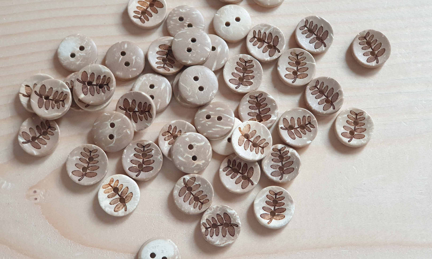 COCO BUTTON FERN / 11-18mm / Coconut Buttons / Sewing Buttons