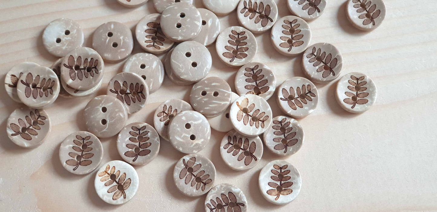 COCO BUTTON FERN / 11-18mm / Coconut Buttons / Sewing Buttons